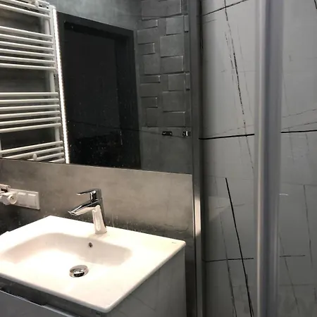 Апартаменты Montana Easy Center *